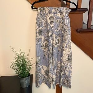 Zara Wide Legged Breezy Pants